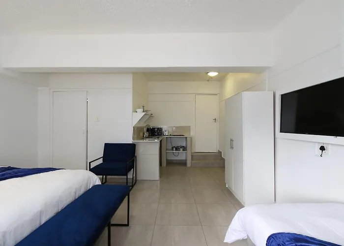 Sea Point Apartment